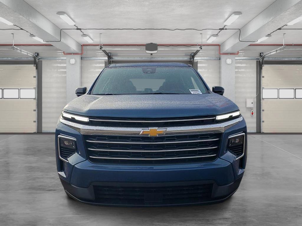 2026 Chevrolet Traverse photo 2