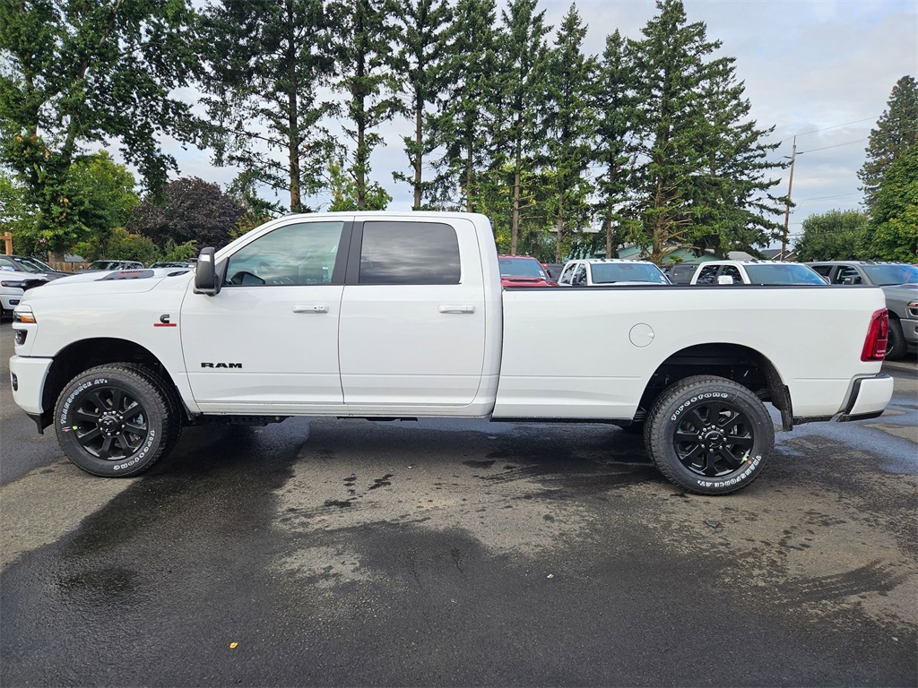 2026 Ram 3500 Laramie photo 4