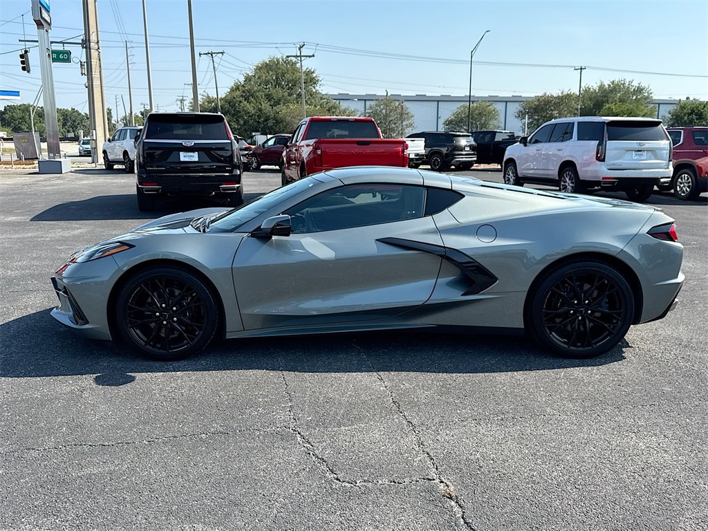 2024 Chevrolet Corvette Stingray Coupe 1LT photo 4