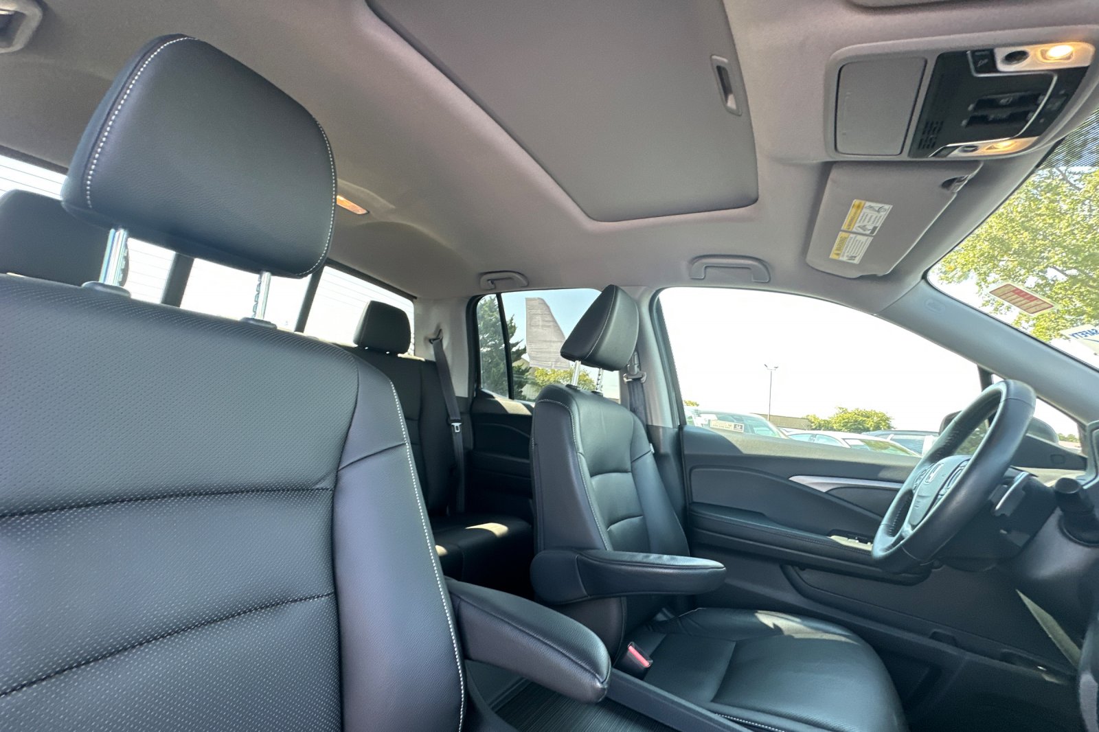 2023 Honda Ridgeline RTL photo 18