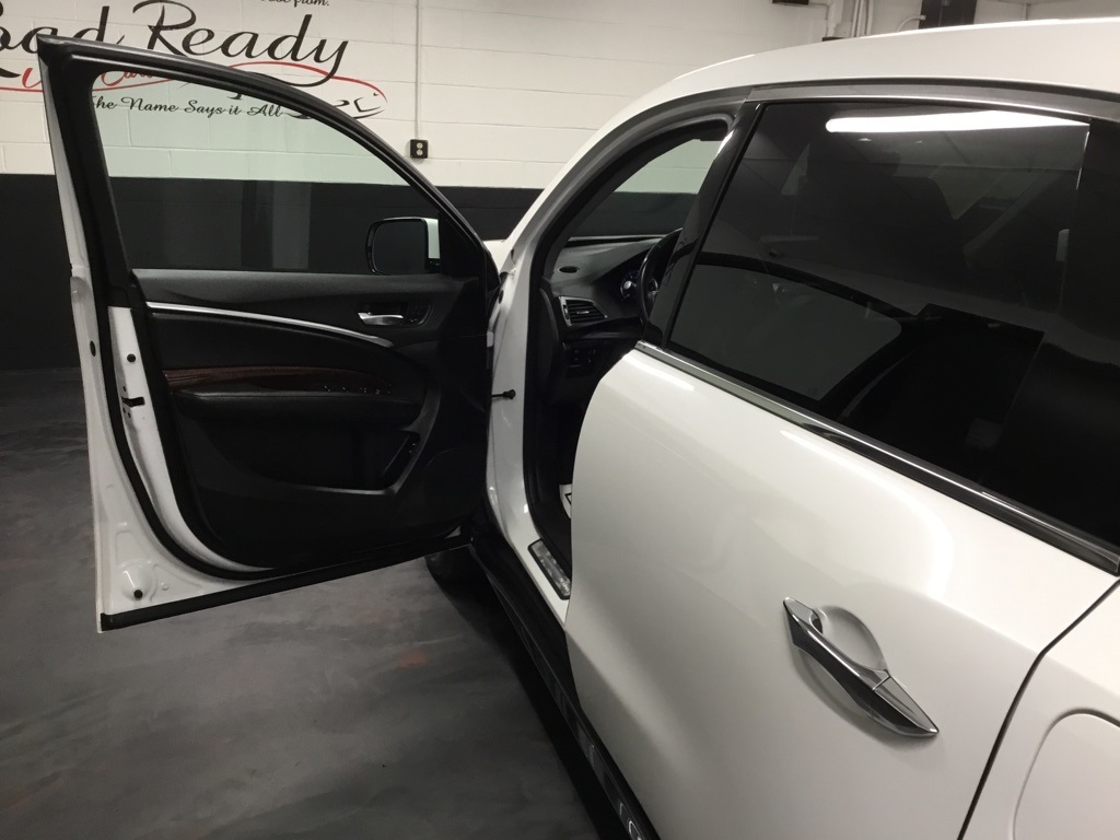 2020 Acura MDX SH-AWD photo 23