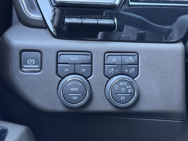 2025 Chevrolet Silverado 1500 LTZ photo 19