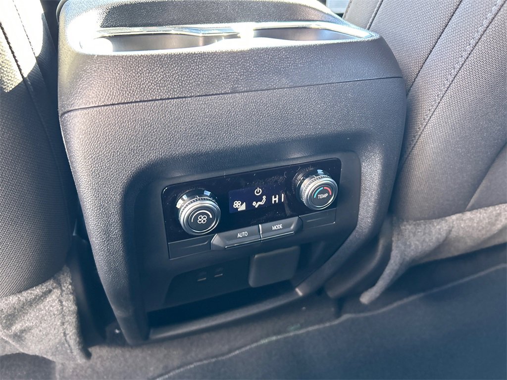 2026 GMC ACADIA - Image 28