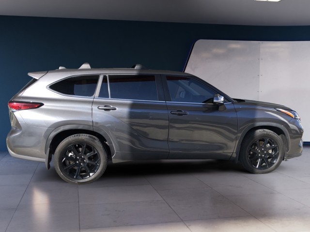 2023 Toyota Highlander XSE photo 6