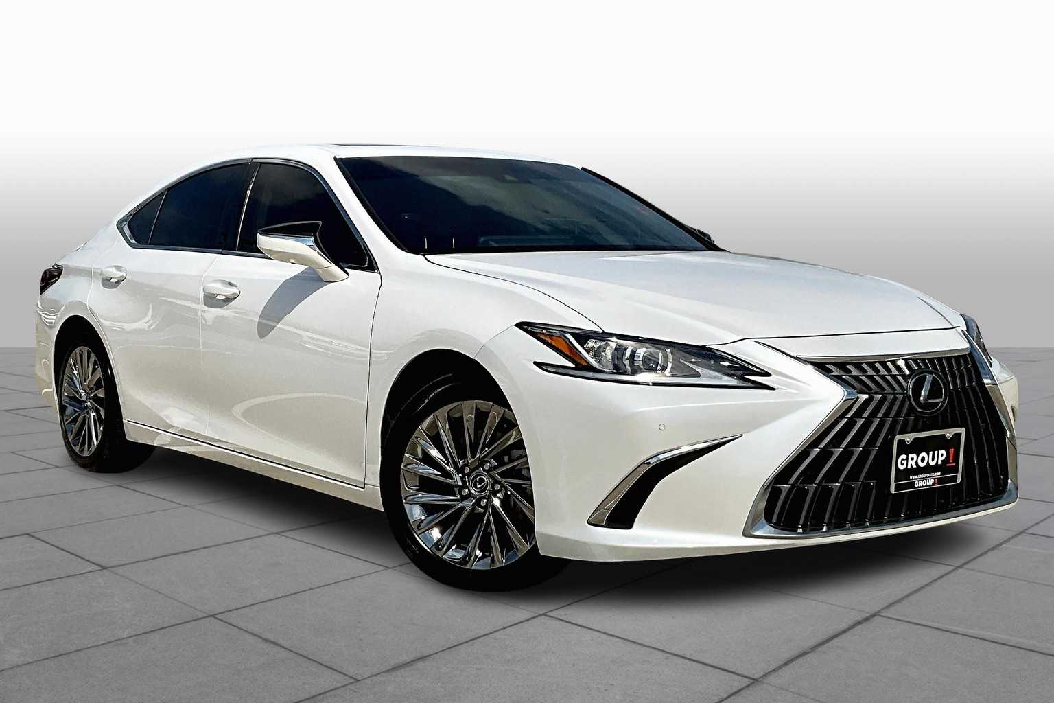 2025 Lexus ES Luxury photo 2