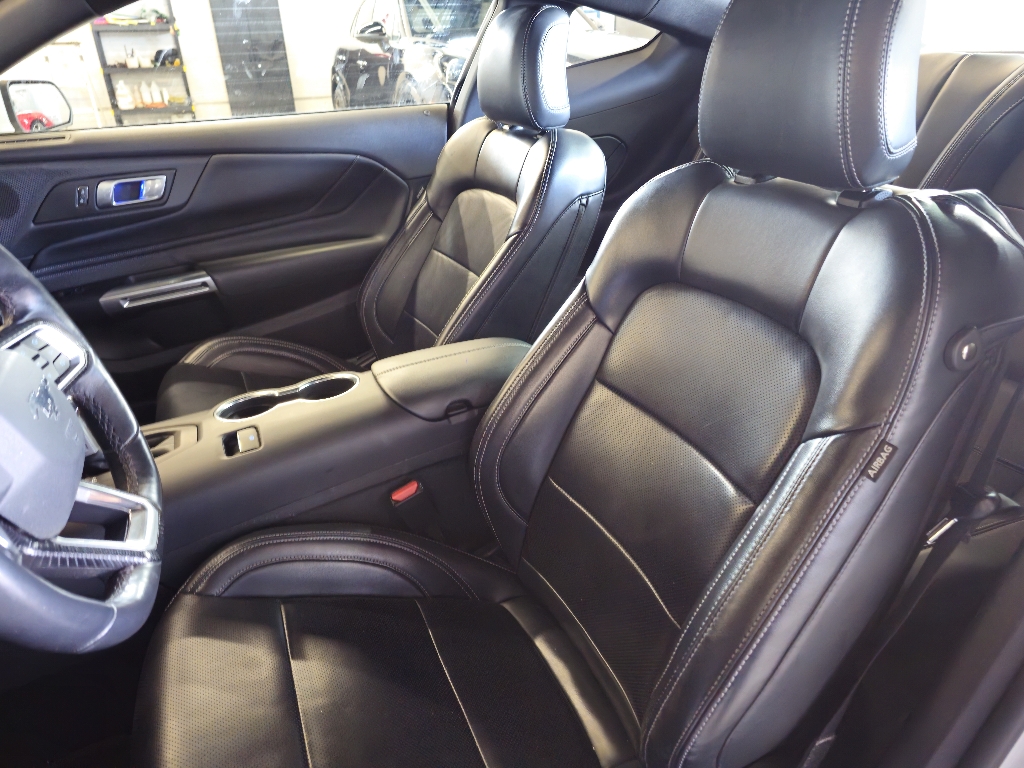 2024 Ford Mustang EcoBoost Premium photo 8