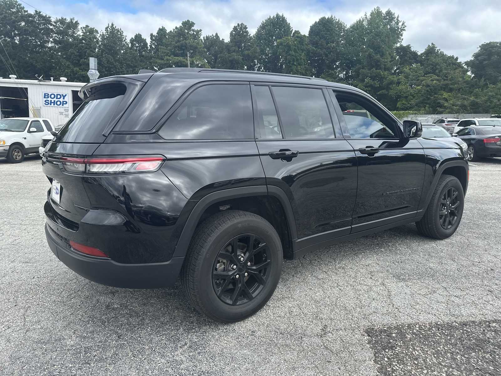 2024 Jeep Grand Cherokee Altitude X photo 4