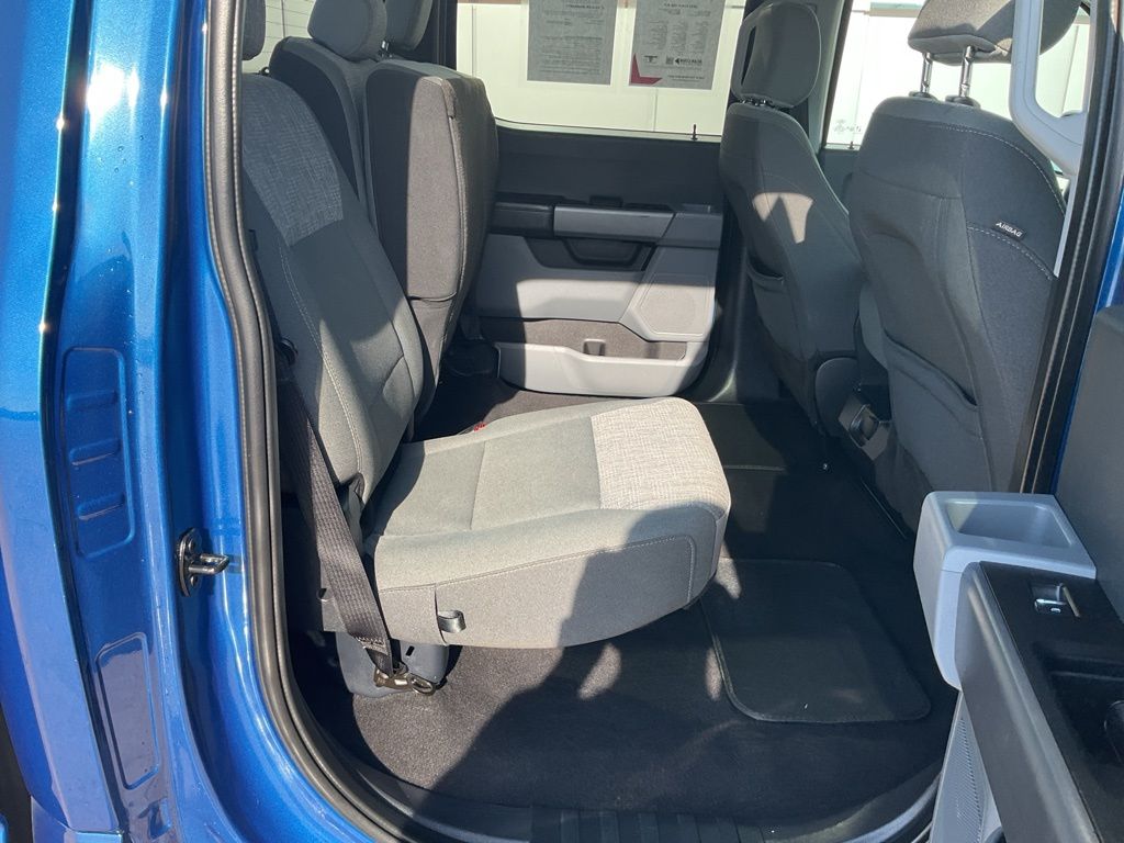 2023 Ford F-150 XLT photo 27