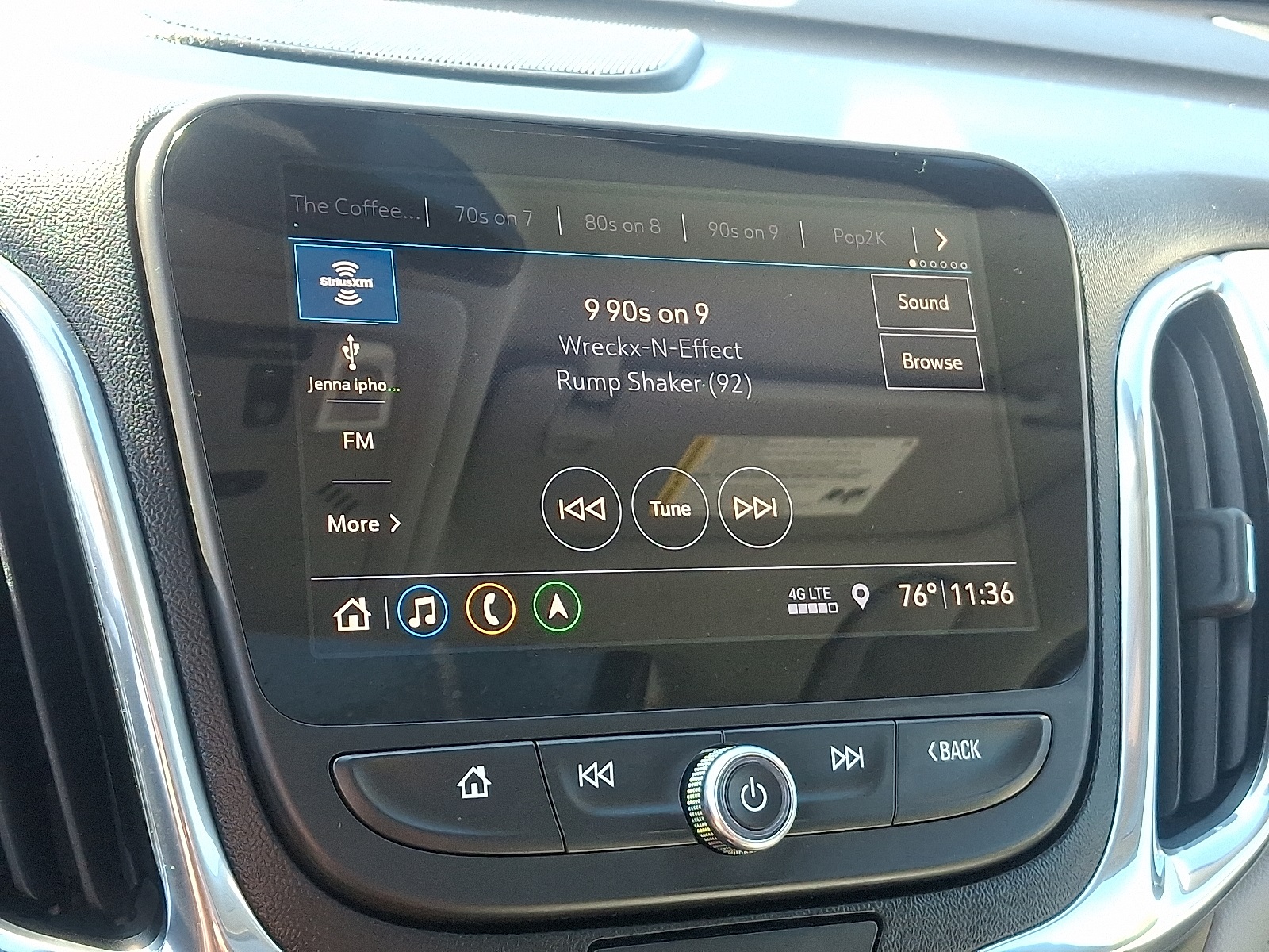 2019 Chevrolet Equinox Premier photo 19