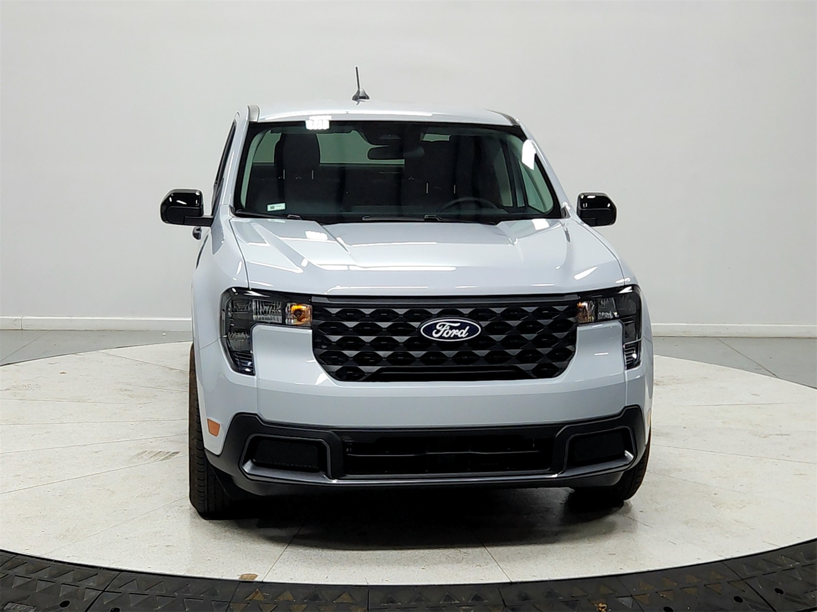 2025 Ford Maverick XLT photo 2