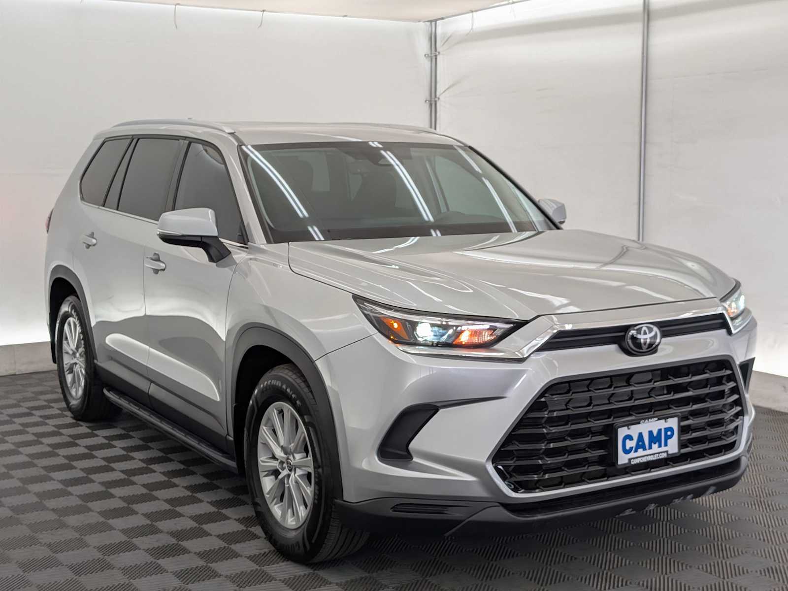 2024 Toyota Grand Highlander XLE photo 4