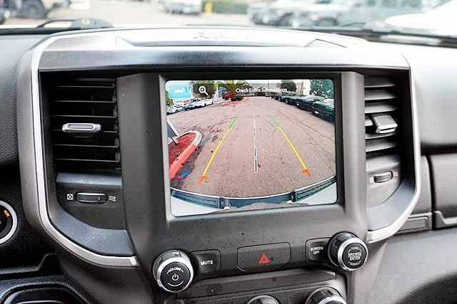 Used 2022 White Ram Big Horn/Lone Star image 25