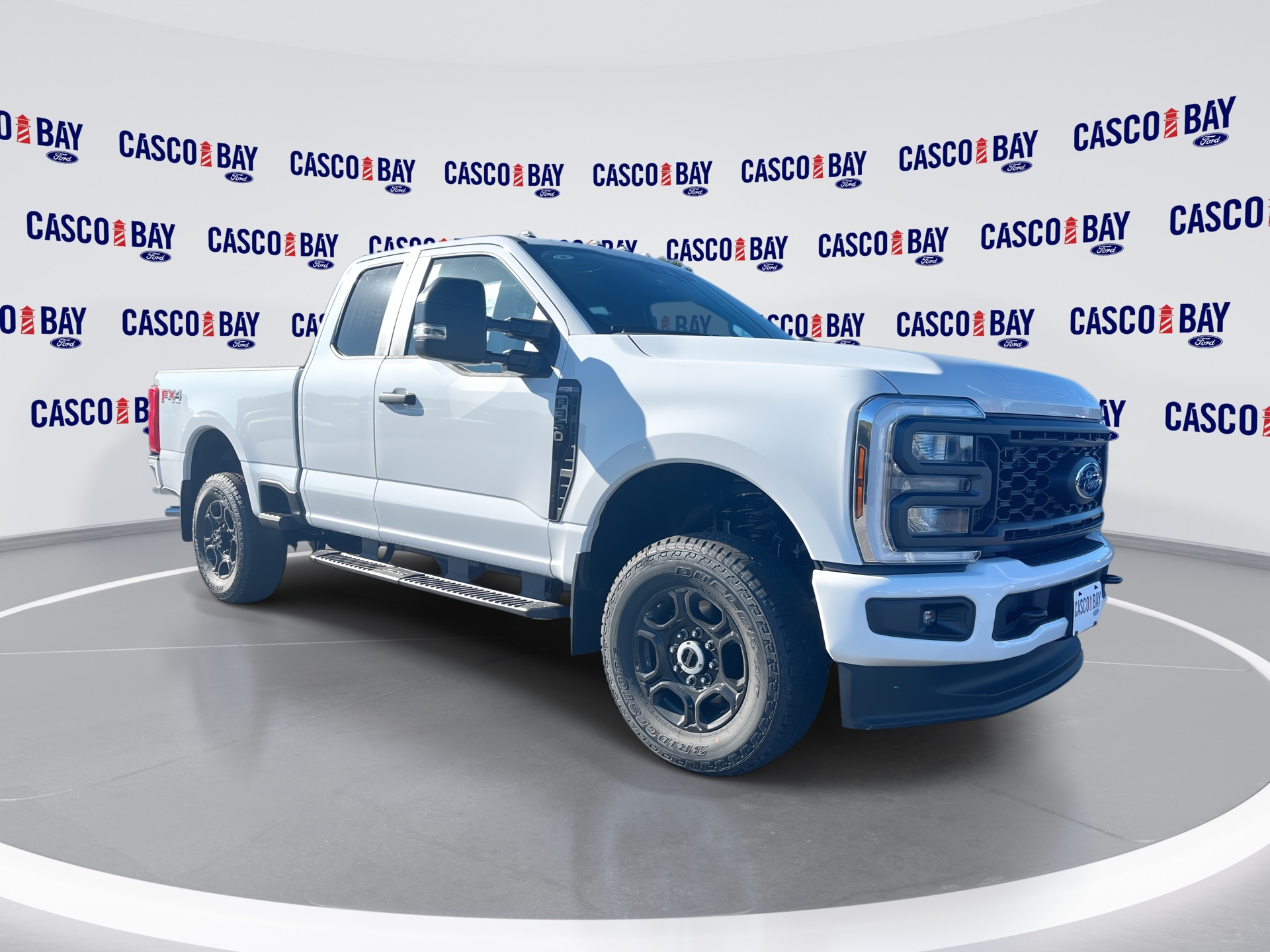 2026 Ford F-350 Super Duty XL's photo