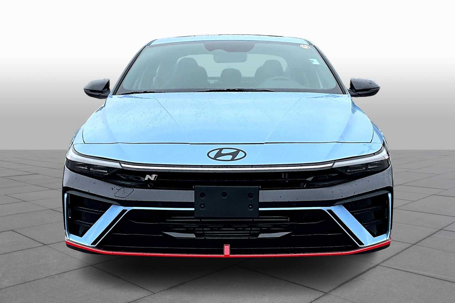 2025 Hyundai Elantra N photo 3