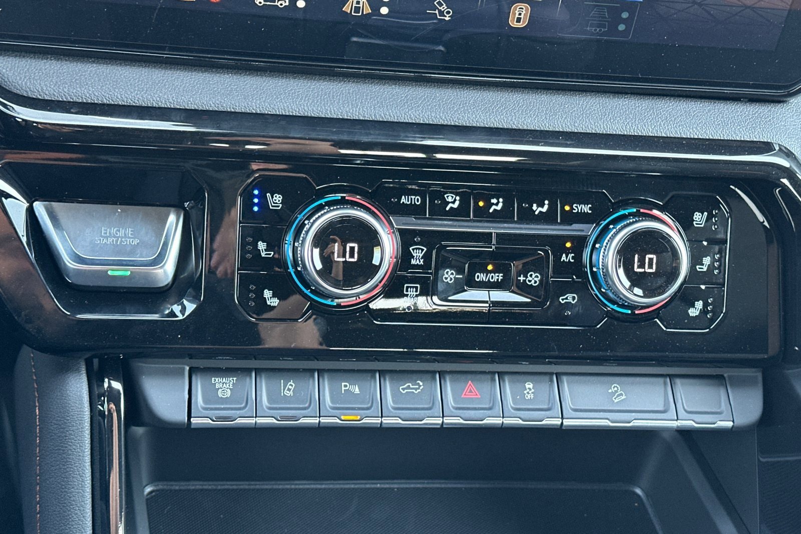 2026 Gmc Sierra 2500 HD AT4 photo 19