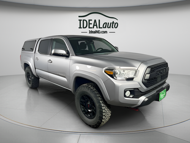 2021 Toyota Tacoma SR5's photo
