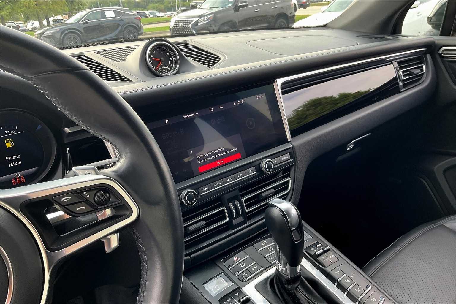 2021 Porsche Macan S photo 5