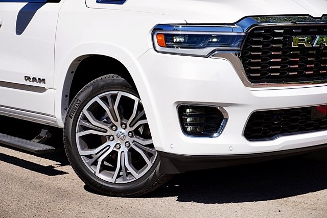 2026 Ram 1500 photo 2