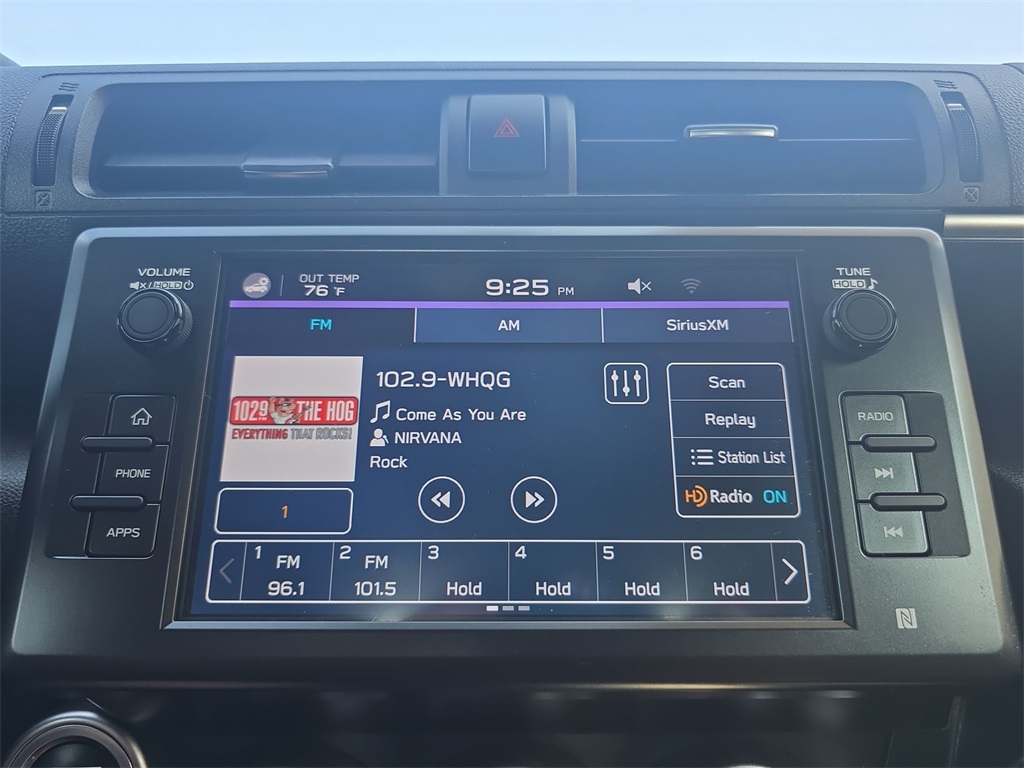 2023 Toyota GR86 Base photo 25