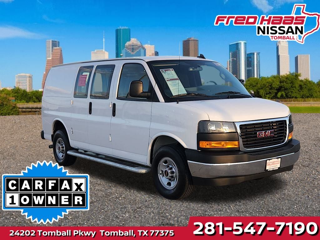 2024 GMC Savana Cargo Work Van's photo