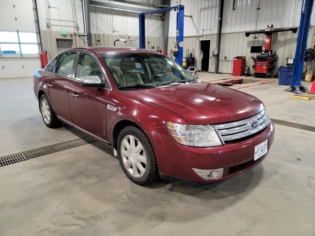 2008 Ford Taurus Limited's photo