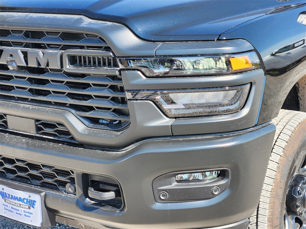 2026 Ram 2500 Tradesman photo 4