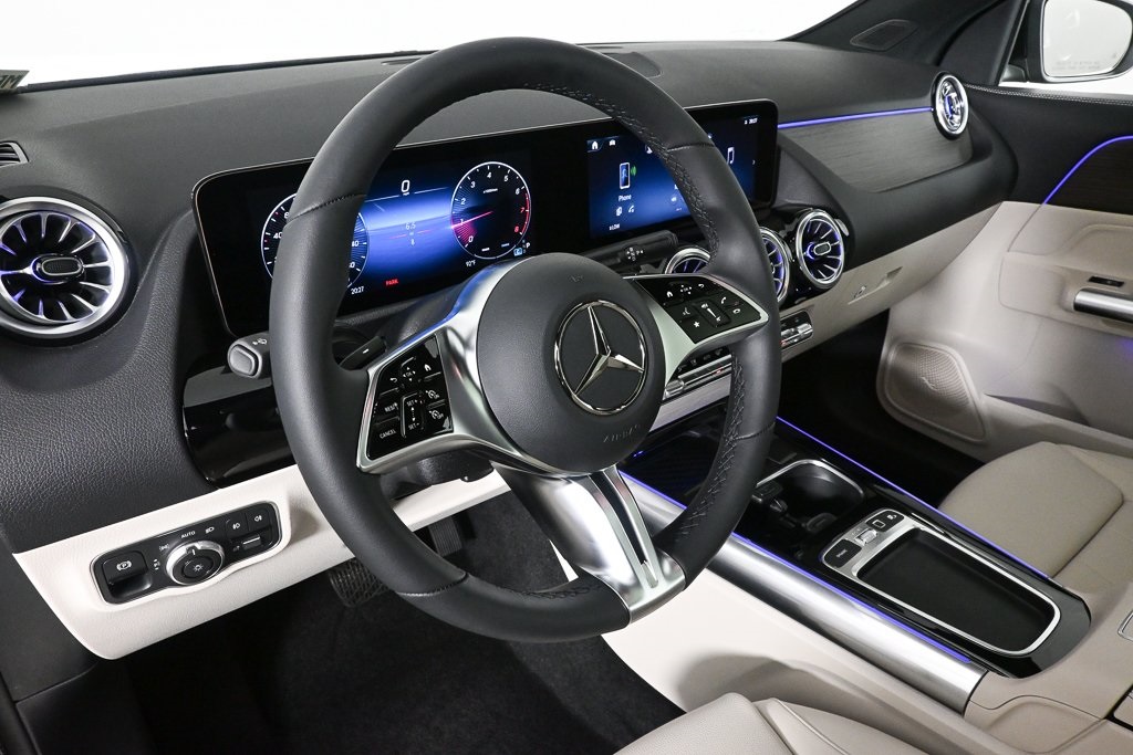 2026 Mercedes Benz GLA 250 photo 6