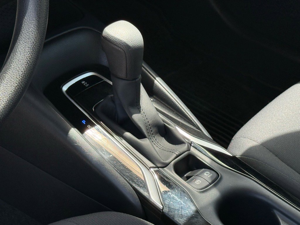 2022 Toyota Corolla LE photo 19