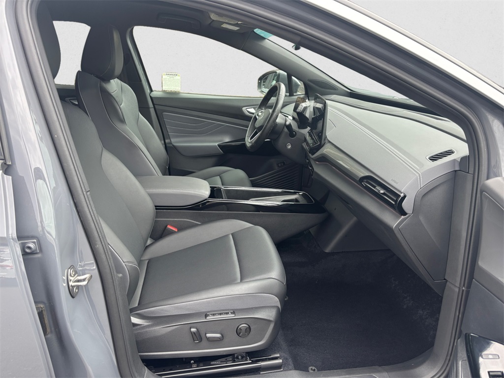 2023 Volkswagen ID.4 Pro Plus photo 14