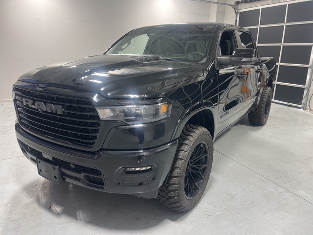 2025 Ram 1500 Laramie photo 3