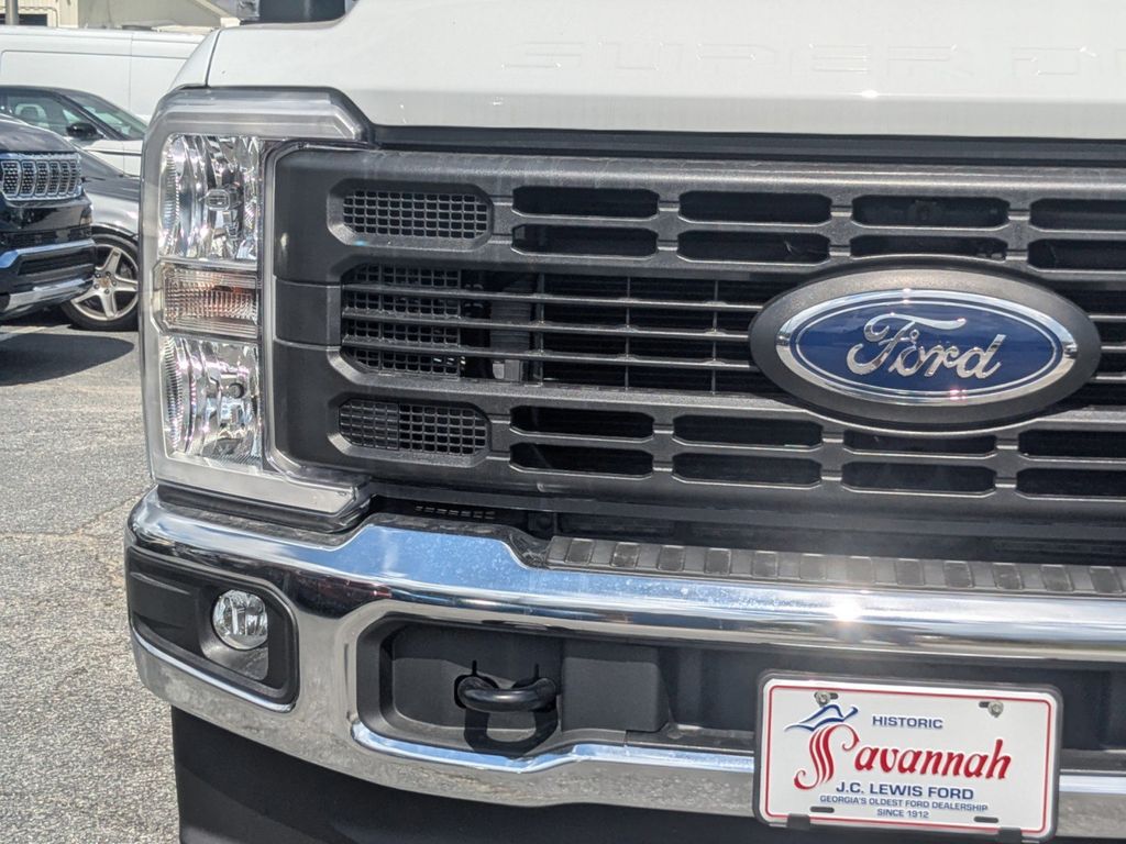 2026 Ford F-250 XL photo 10