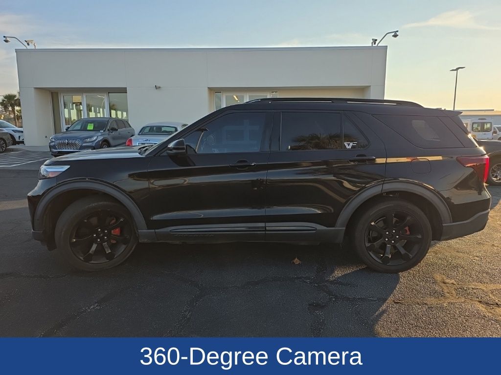 2020 Ford Explorer ST photo 4