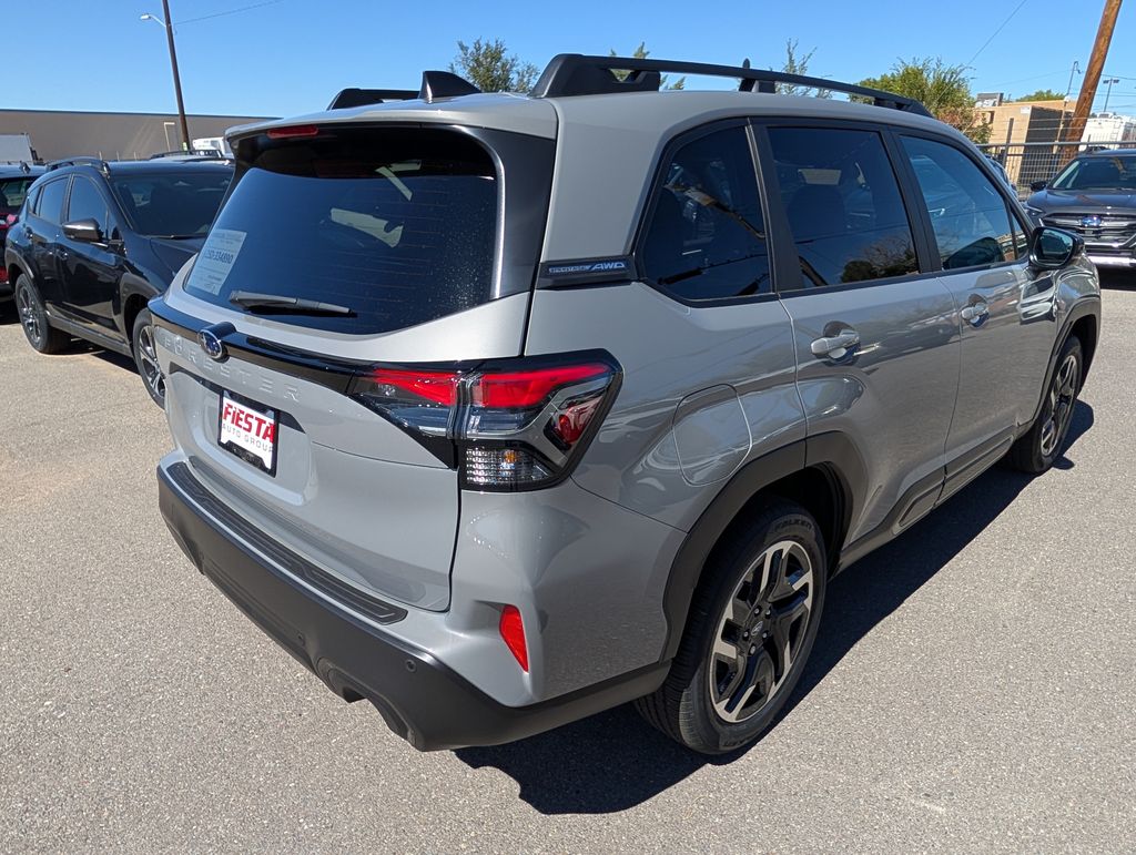 2025 Subaru Forester Limited photo 3