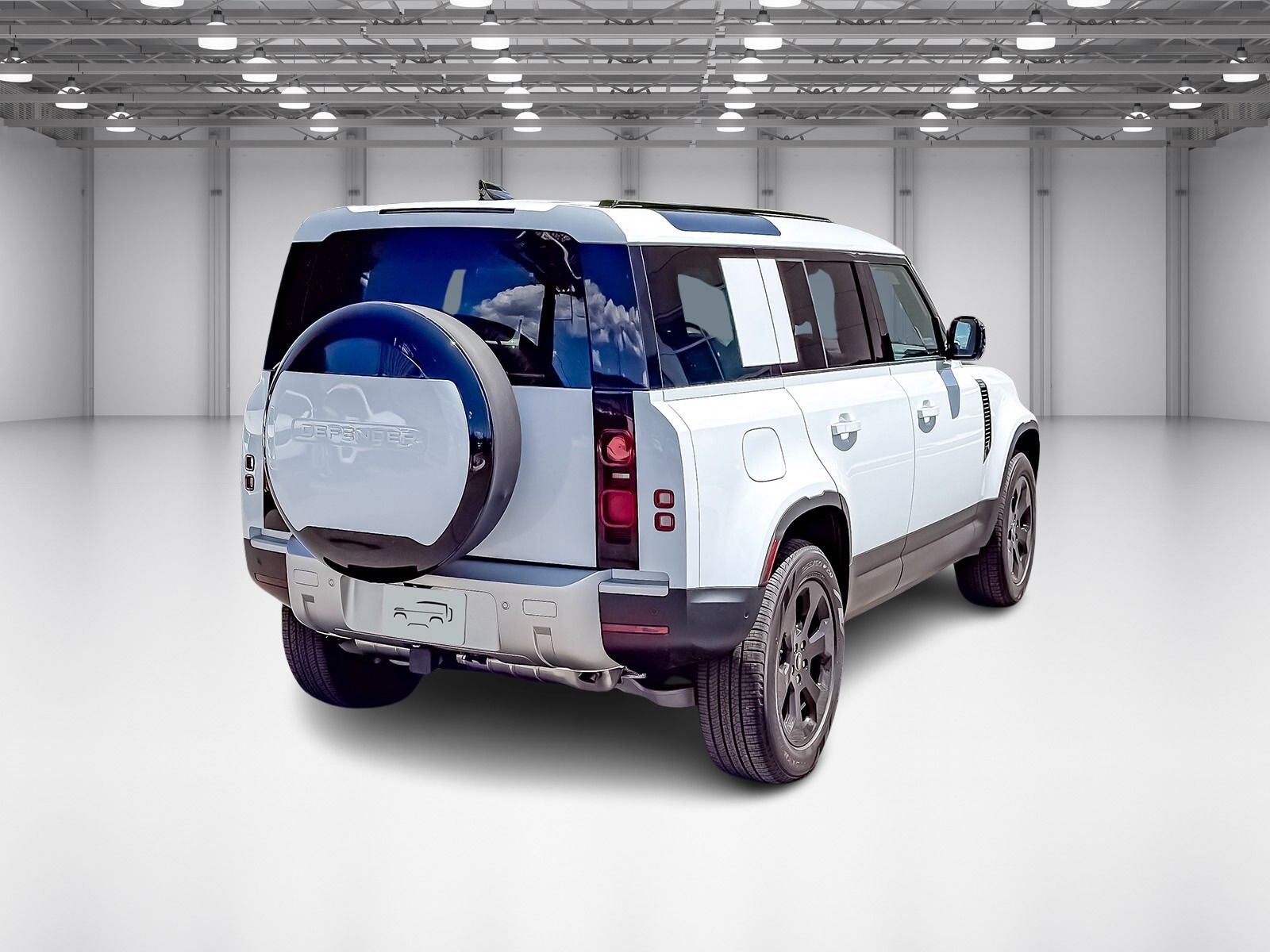 2025 Land Rover Defender 110 S photo 5