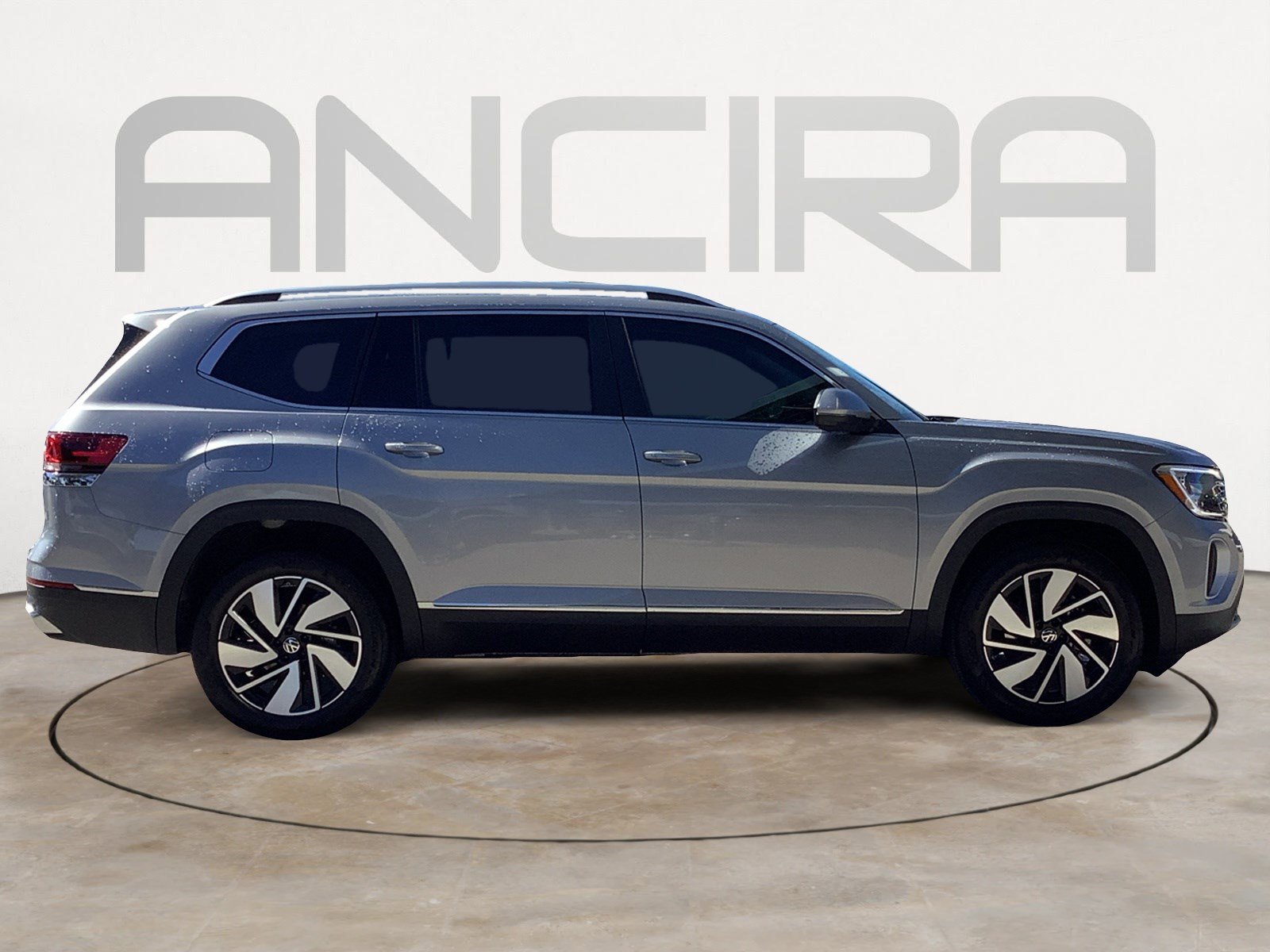 2025 Volkswagen Atlas SEL photo 7