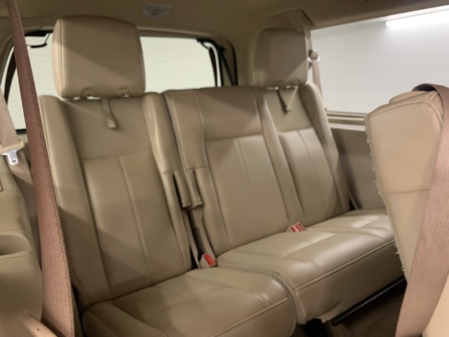 2014 Ford Expedition XLT photo 24