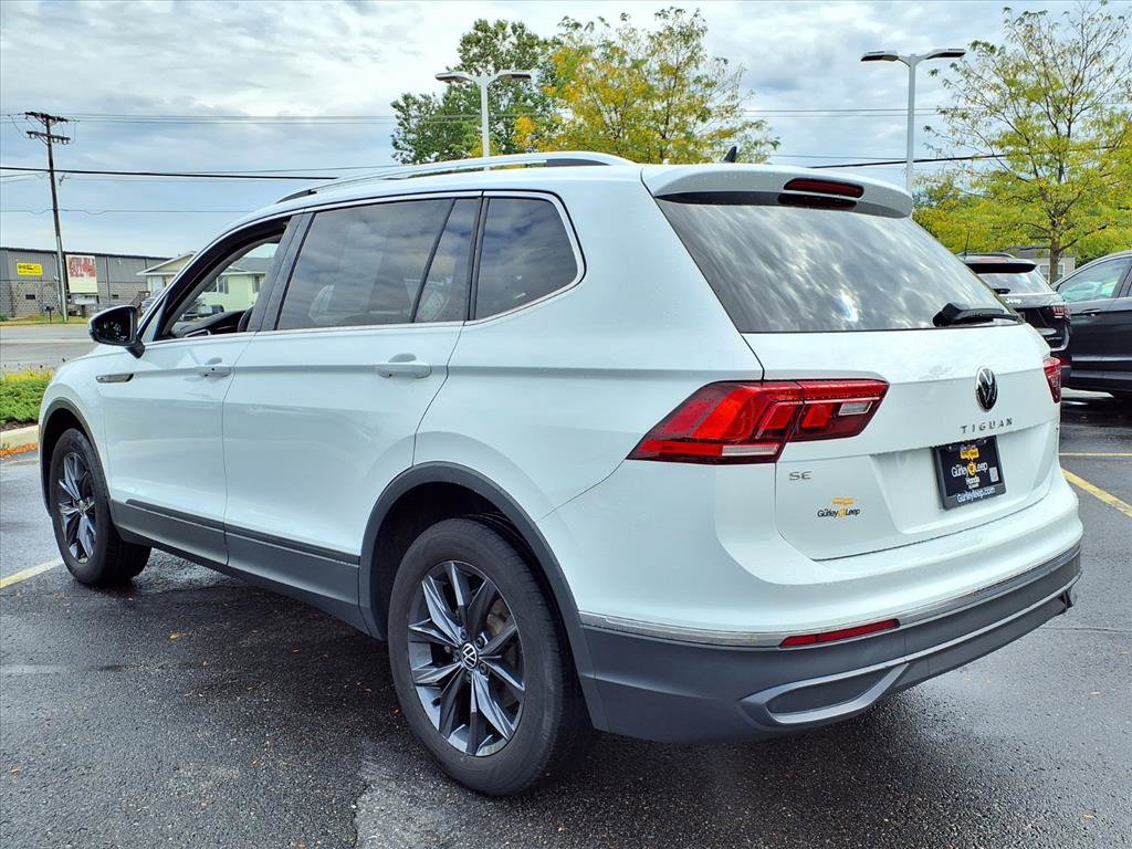 2022 Volkswagen Tiguan SE photo 8