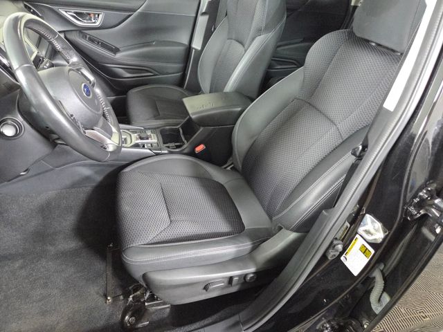 2022 Subaru Forester Premium photo 18