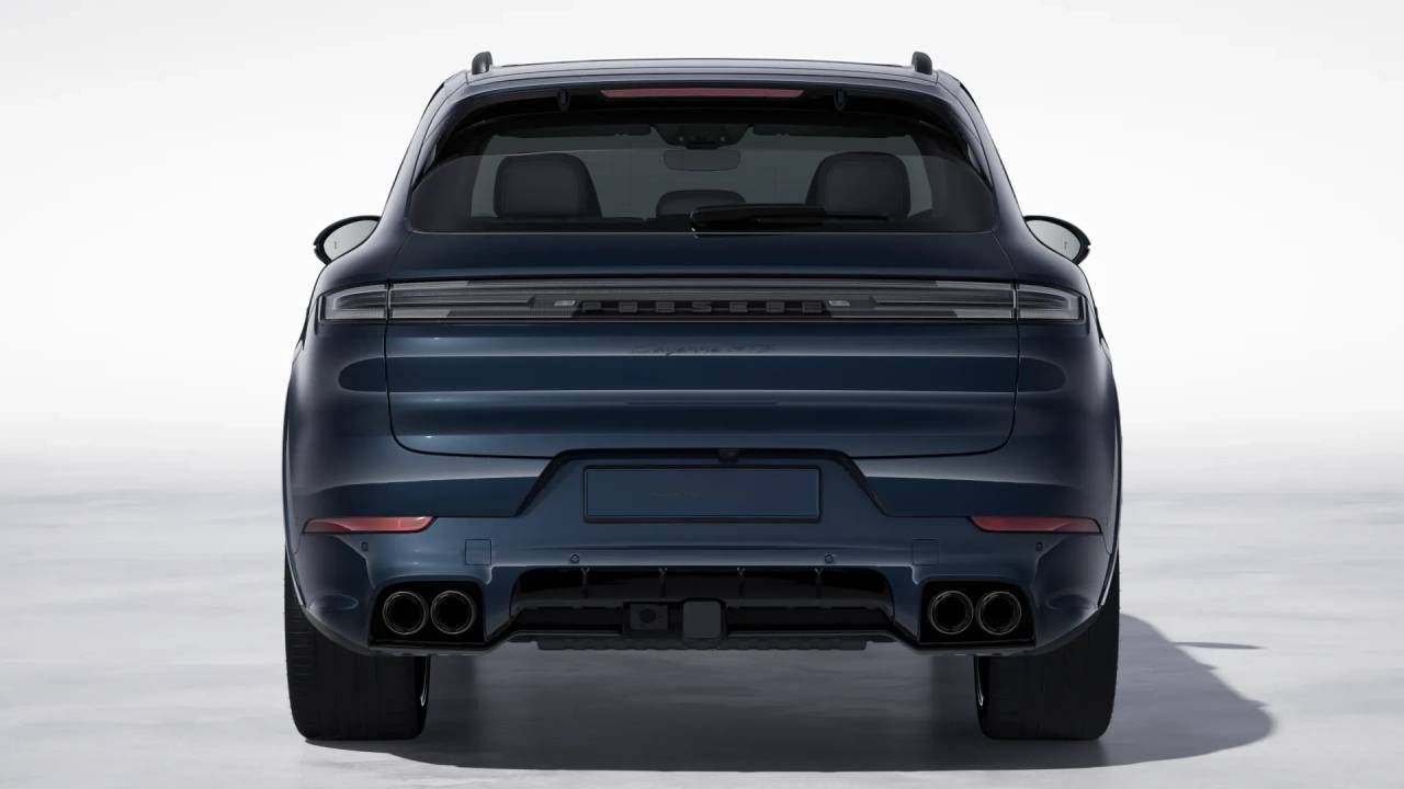 2026 Porsche Cayenne GTS photo 7