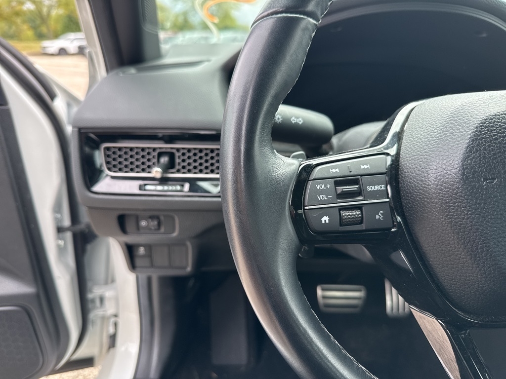 2025 Honda Civic Sport photo 11