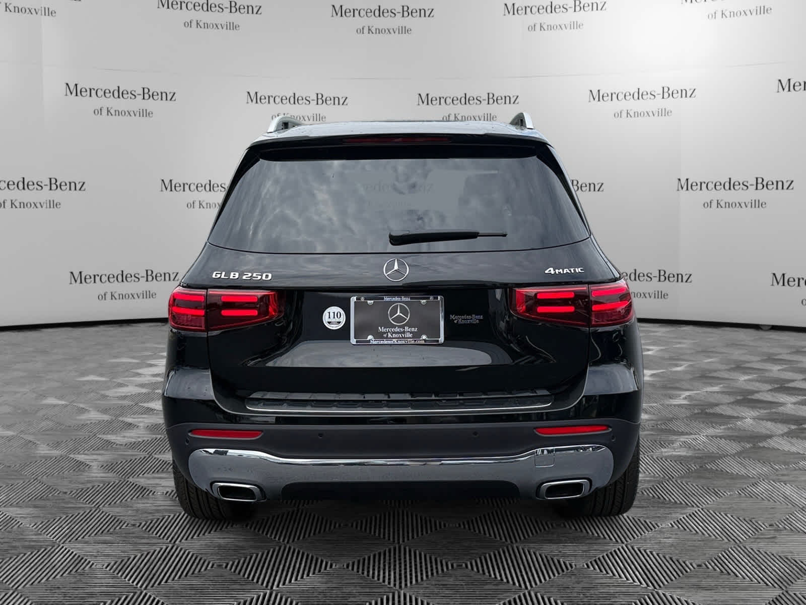 2026 Mercedes Benz GLB 250 4MATIC photo 3