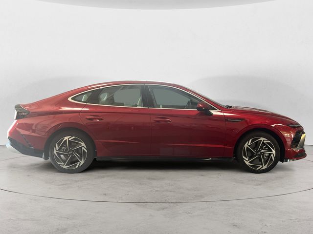 2024 Hyundai Sonata SEL Convenience photo 6