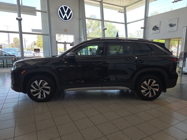 2025 Volkswagen Tiguan S photo 4