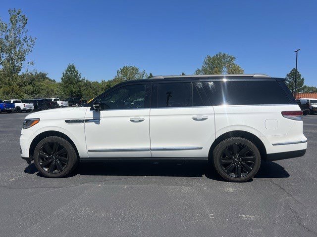 2023 Lincoln Navigator L photo 6