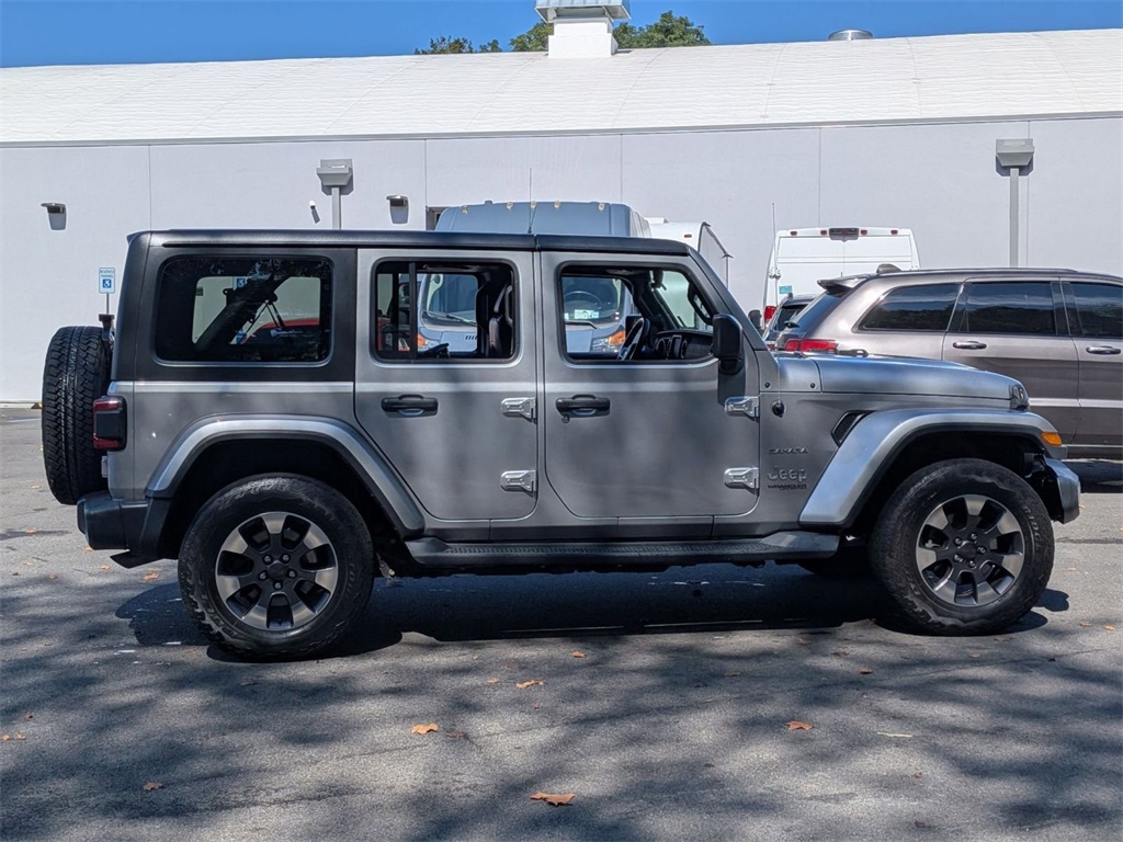 2018 Jeep Wrangler Unlimited Sahara photo 2