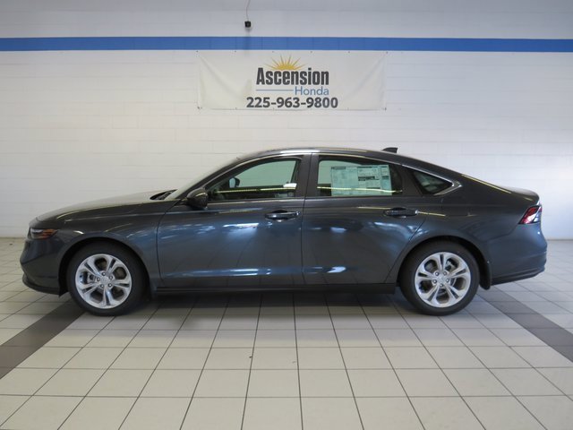 2025 Honda Accord LX photo 8