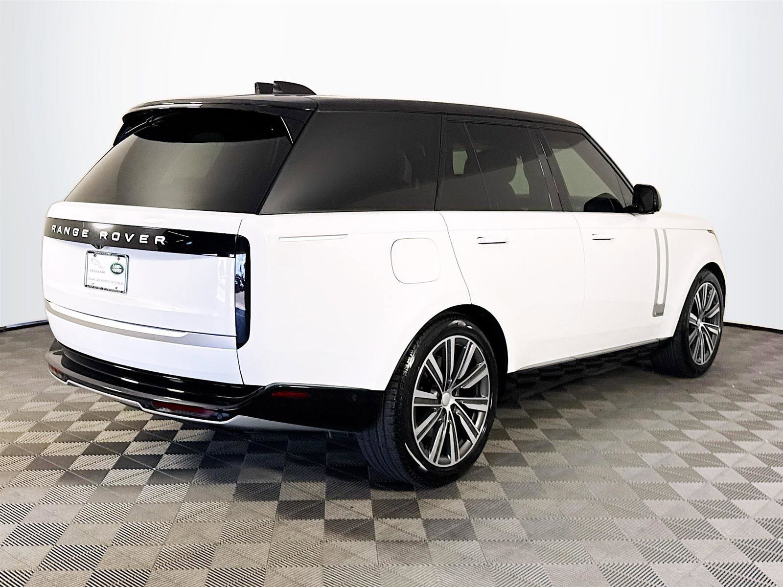 2024 Land Rover Range Rover Autobiography photo 4