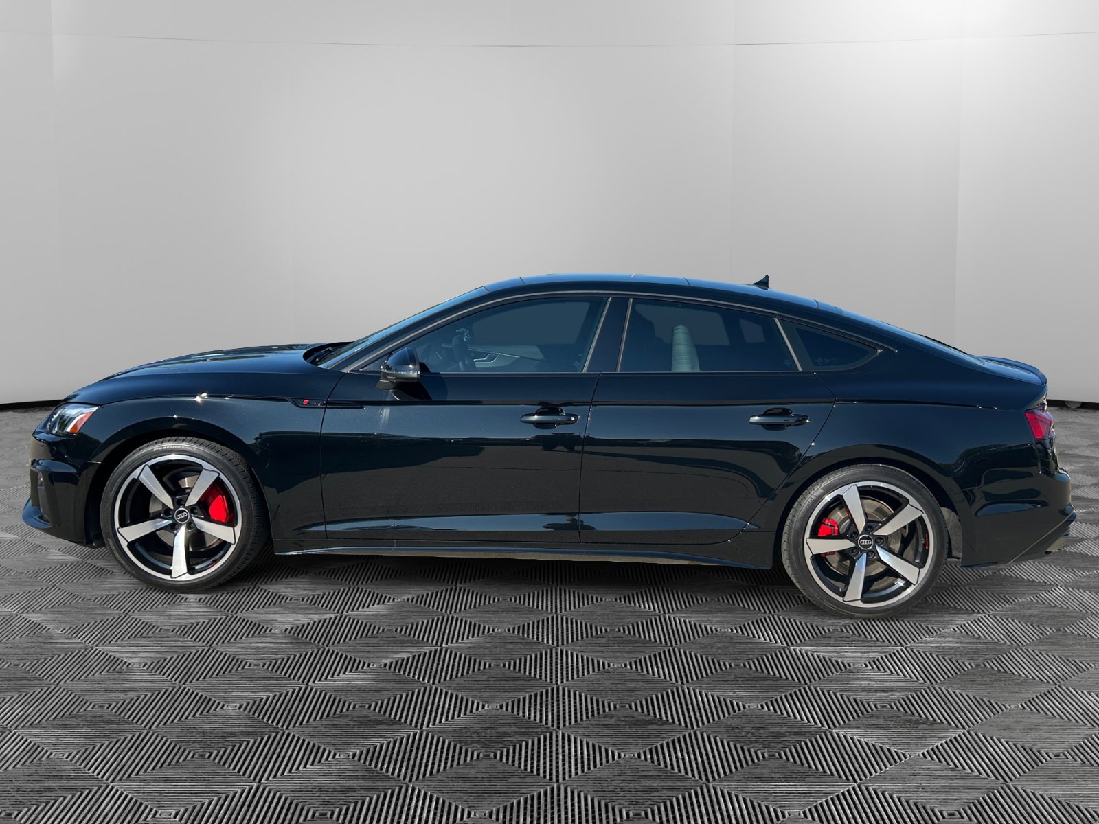 2024 Audi A5 S line Quattro Premium Plus photo 2