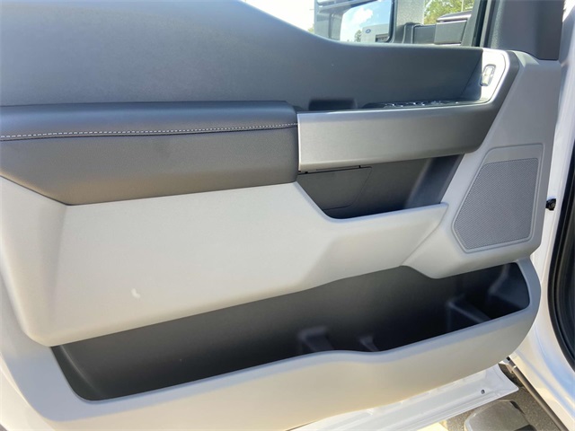 2026 Ford F-250 photo 11