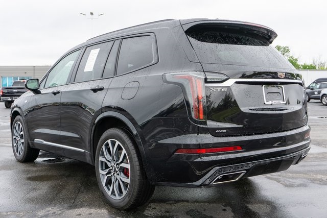 2023 Cadillac XT6 Sport photo 4